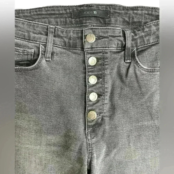 Joe’s Jeans Women’s High Rise Skinny Ankle Jeans Dark Gray Wash Frayed Hem Sz 31 - Picture 3 of 10